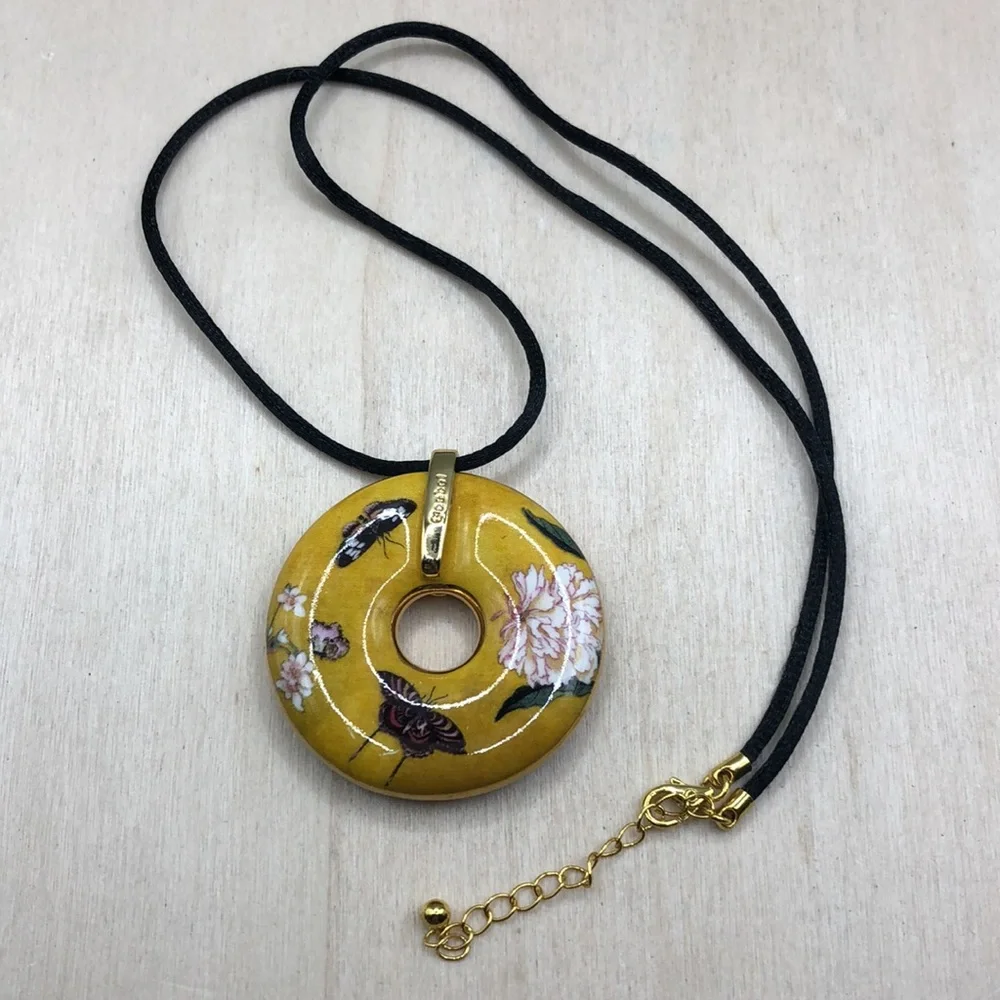 Goebel Hongshou butterfly enamel pendant necklace-statement size 2 sides - Picture 5 of 8